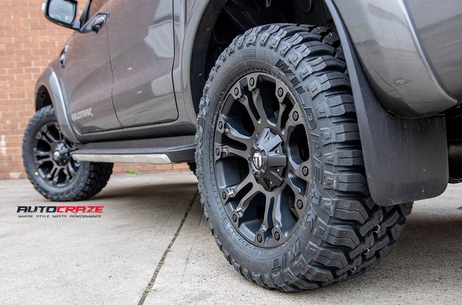 FORD-RANGER-VAPOR-BLACK-MACHINED-WITH-DARK-TINT